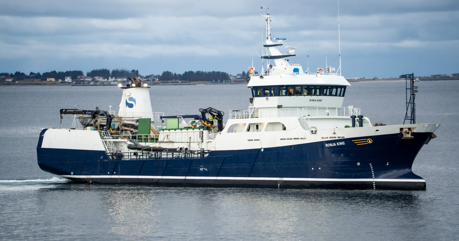 The wellboat Ronja King under way in coastal water